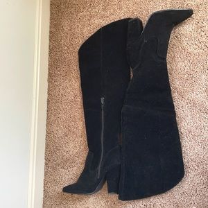 Comfy knee-high boots